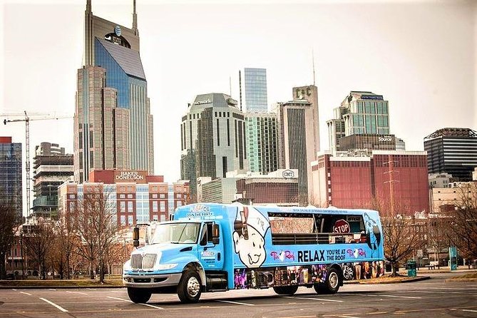 2 Hour Party Bus with Bartender and DJ 21+ - The first hour: music, photos, and downtown views