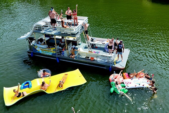 30ft Double Decker Triple Slide Party Boat with Captain up to 22 - Key points to know before booking