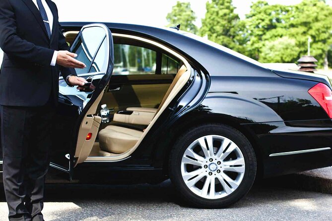 Airport transfer to Nashville Downton (up to 14 Passengers) - The $95 price and group-size question