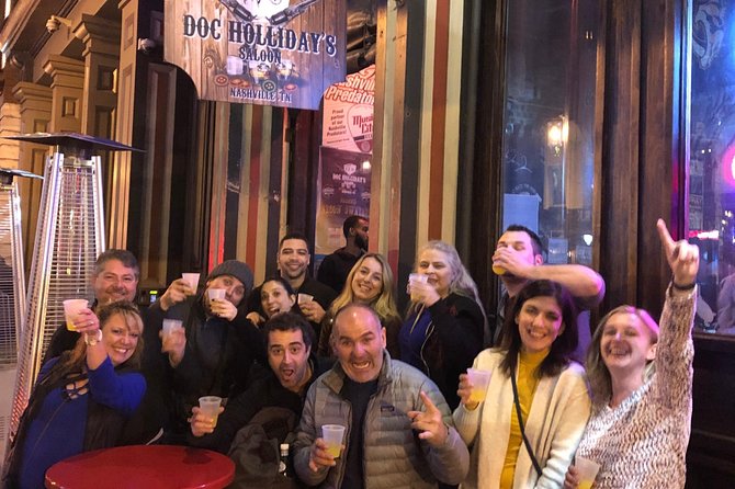 All-Inclusive Nighttime Pub Crawl - The pace, group size, and nightlife setting