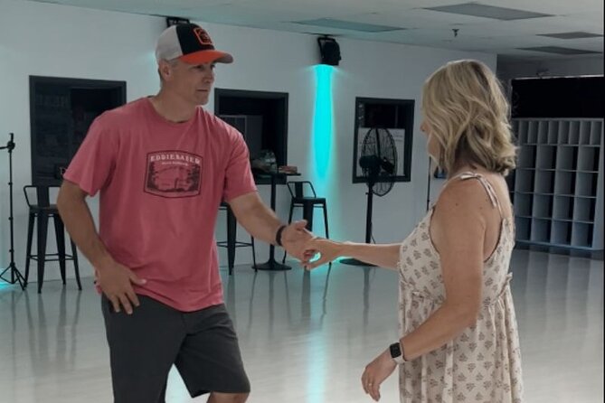 Beginner's Two Step and Country Swing Dancing Class - Why this one-hour class works for nervous beginners