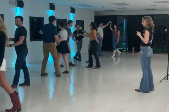 Beginner's Two Step and Country Swing Dancing Class - Learning the basic two-step and country swing