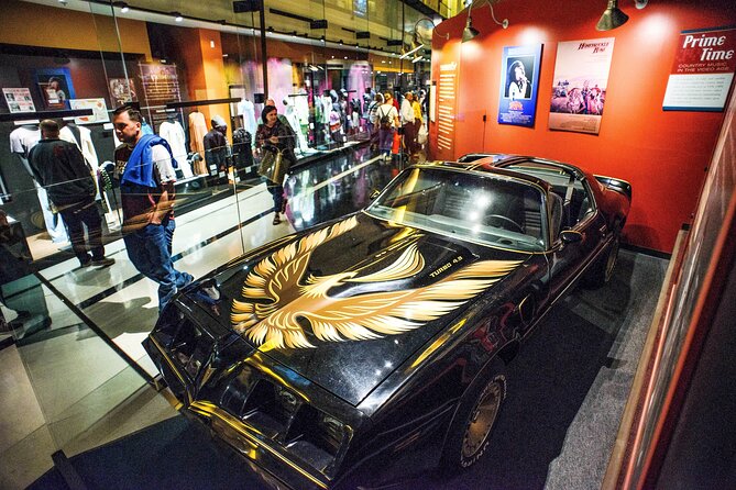 Circle Pass: Johnny Cash, Trolley Tour, Ryman, Ole Smoky & More - Johnny Cash Museum: A Compact Look at the Man in Black