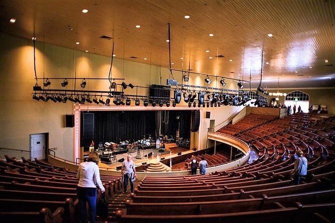 Discover Nashville City Tour with Entry to Ryman & Country Music Hall of Fame - Morning or afternoon departure?