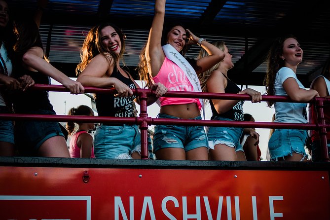 Downtown Nashville Public Party Tractor 21+ Only - The first minutes on the tractor