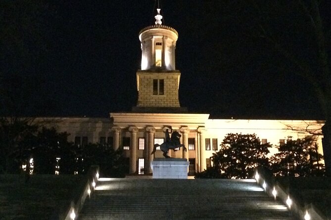 Haunted Nashville Night-Time Walking Tour with Costumed Guide - What the guides add to the evening