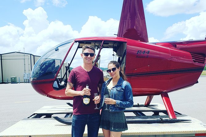 Helicopter Tour of Downtown Nashville - What the small aircraft means for comfort