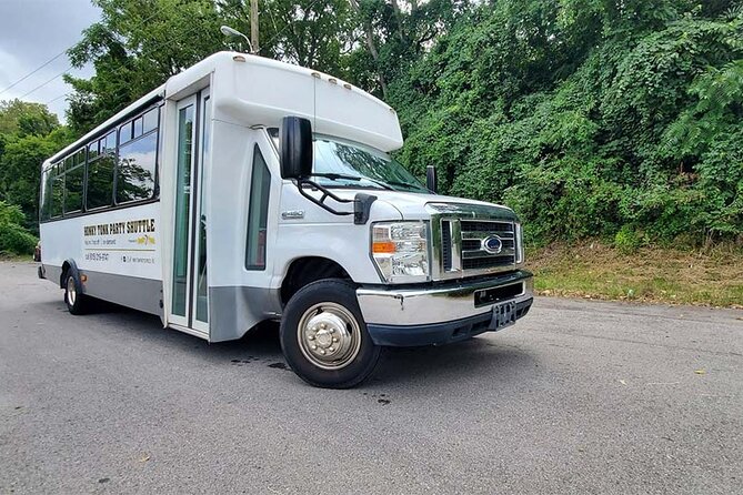 Honky Tonk Party Shuttle Airport - What the private ride means for your group