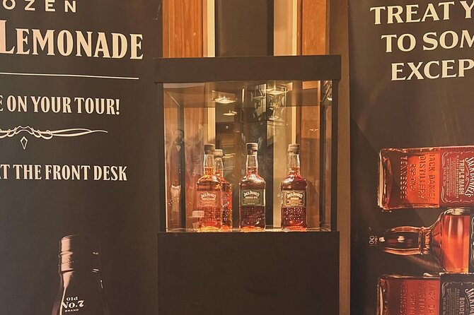 Jack Daniels Private Distillery and Dine Tour from Nashville - From Nashville to Lynchburg in About 90 Minutes