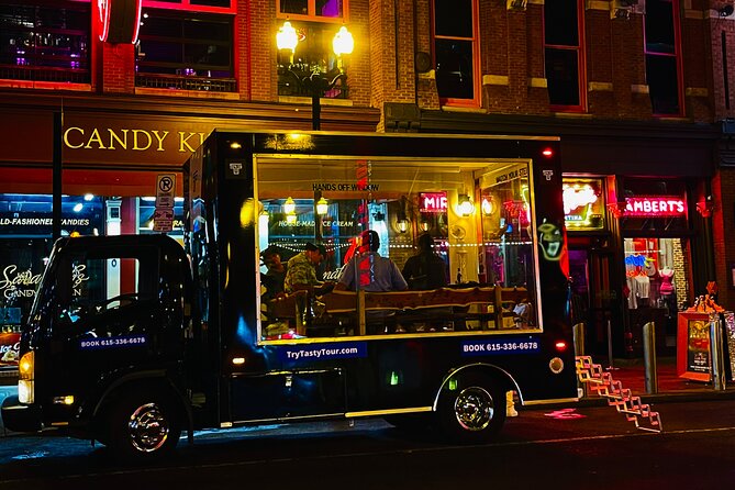 LUXURY 5-Star PRIVATE Nashville Party Tour w/ Panoramic Views - Tootsies, Drinks, and a Flexible Schedule