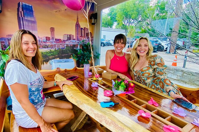 LUXURY 5-Star PRIVATE Nashville Party Tour w/ Panoramic Views - Three Murals, Five Minutes at Each