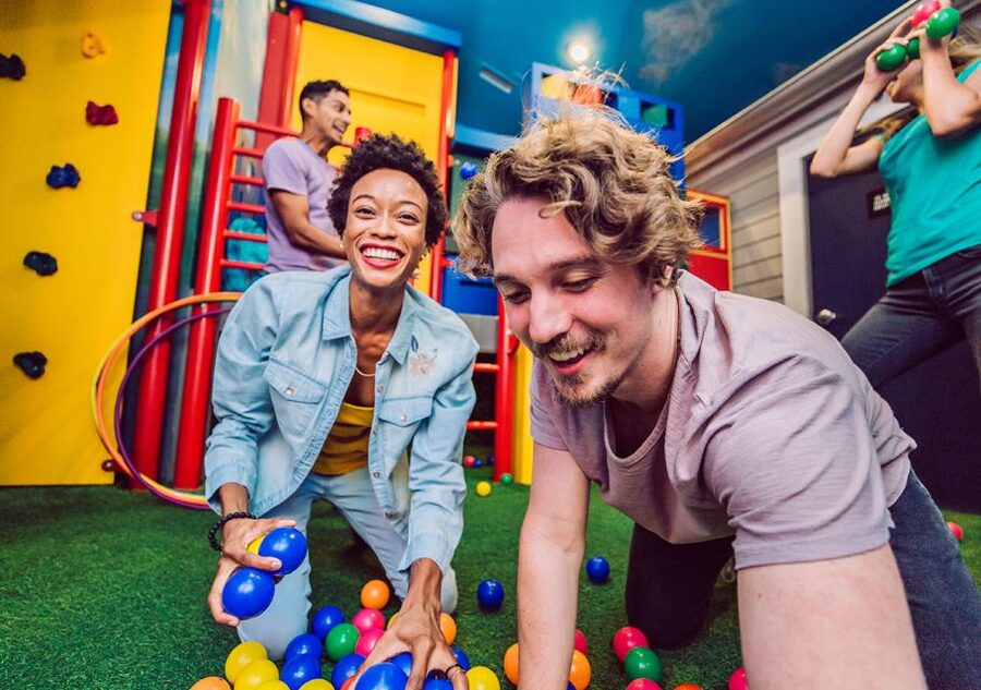 Nashville: 1-Hour Escape Room Adventure in Berry Hill - Age rules, comfort, and accessibility