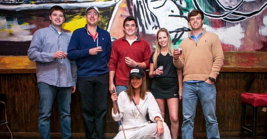 Nashville: 2-Hour Golf Cart Bar Crawl Tour - How the Nashville golf cart bar crawl works