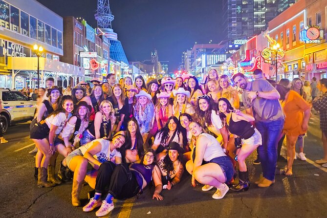 Nashville Bar Crawl with VIP Club Entrance and Bonus Shots - What this Nashville crawl actually is