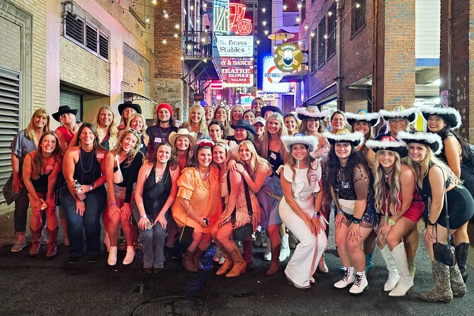 Nashville Bar Crawl with VIP Club Entrance and Bonus Shots - What the VIP entry is worth