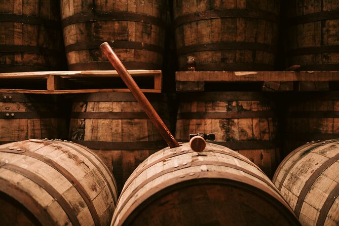 Nashville Barrel Co "Flight from the Barrel" Whiskey Tasting - Why straight-from-the-barrel whiskey matters