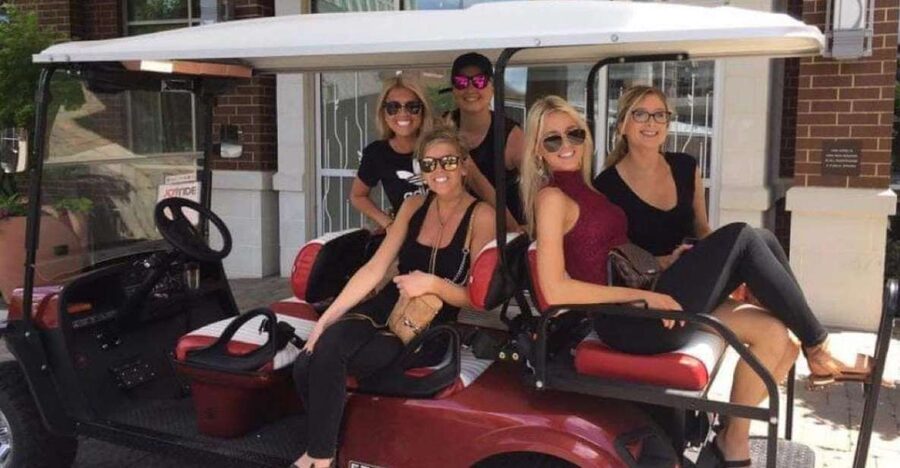 Nashville: Boutique Shopping and Bar Cart Tour - Bar stops add a social side
