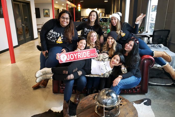 Nashville Combo Tour: Sightseeing, Murals & Brewery/Distillery - Murals that reward a quick photo stop
