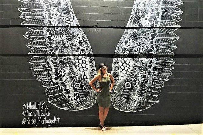 Nashville Combo Tour: Sightseeing, Murals & Brewery/Distillery - Downtown, Music Row, and the Country Music Hall of Fame