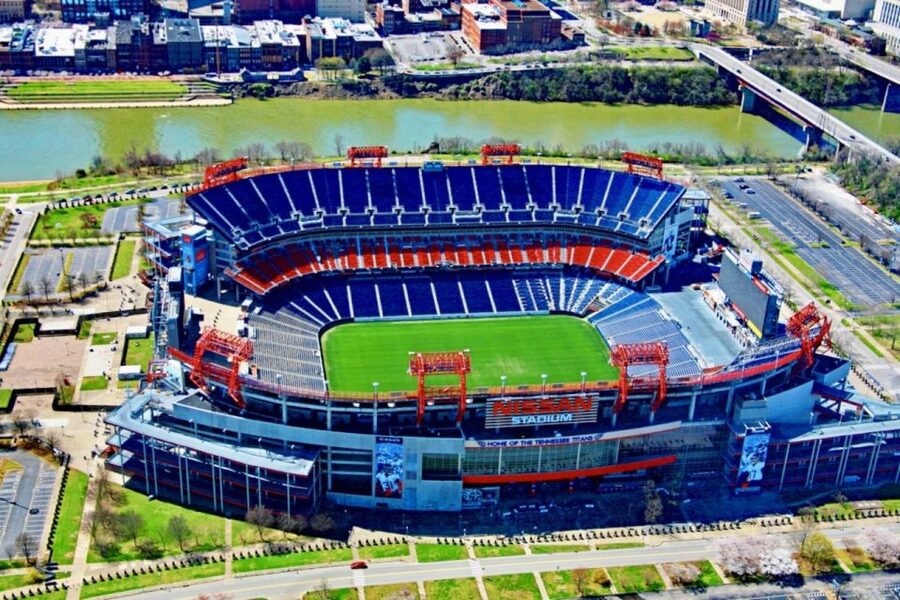 Nashville: Downtown Helicopter Experience - How to make the most of the cabin view