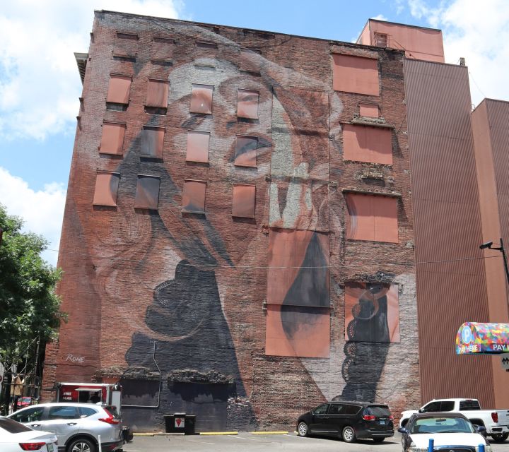 Nashville: Downtown Walking Tour - The Southern Turf Building and Printer’s Alley