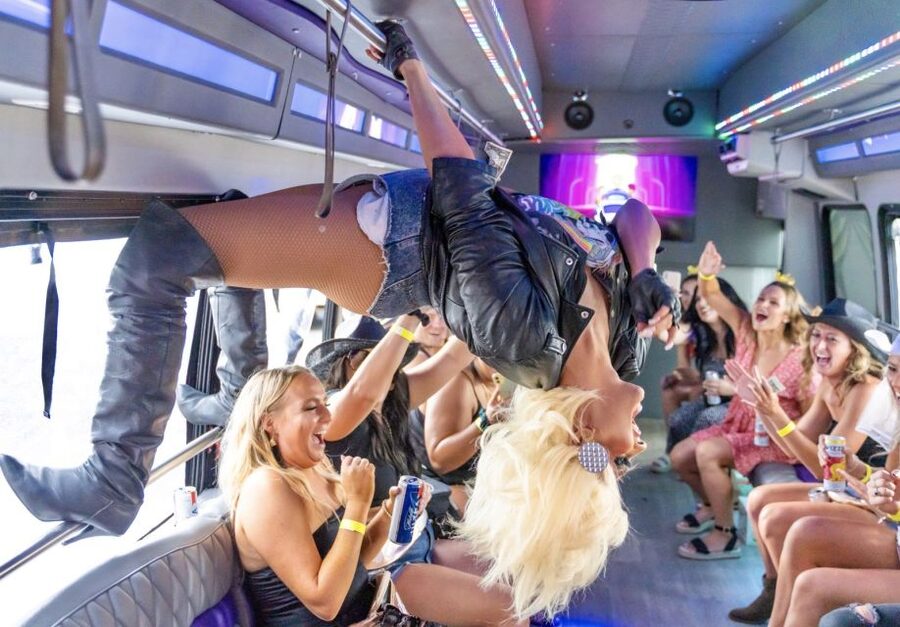 Nashville: Drag Queen Party Bus w/Games, Dancing & Drag Show - Broadway and Honky Tonk Highway