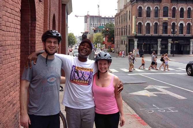 Nashville E-Bike Tour: Explore the Heart of Music City - Stories, Stops, and the Possible Refreshment Break