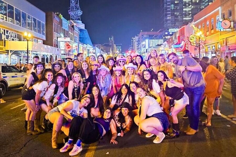 Nashville: Exclusive Entry and Special Offers VIP Bar Crawl - Smart ways to prepare for the evening