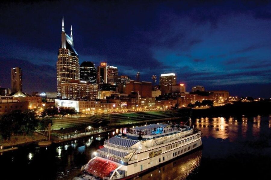 Nashville: General Jackson Showboat Lunch Cruise - Getting to the boat without a morning scramble