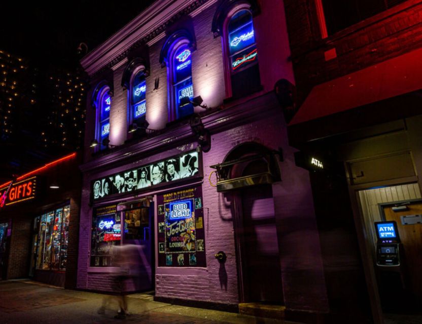 Nashville: Ghosts, Boos and Booze Haunted Pub Crawl - Skull’s Rainbow Room and the changing route