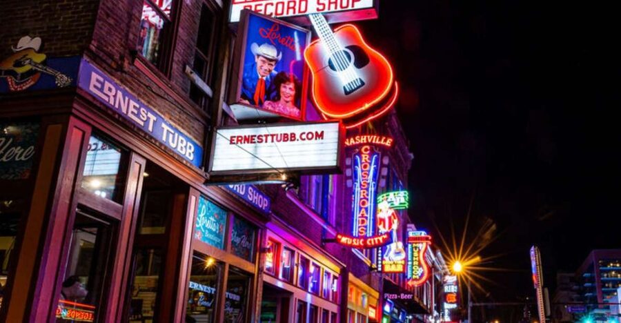 Nashville: Ghosts, Boos and Booze Haunted Pub Crawl - Meeting outside Skull’s Rainbow Room