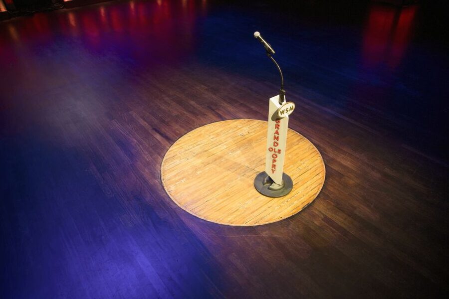 Nashville: Grand Ole Opry Show Ticket - Is the Circle Room Lounge worth the extra cost?
