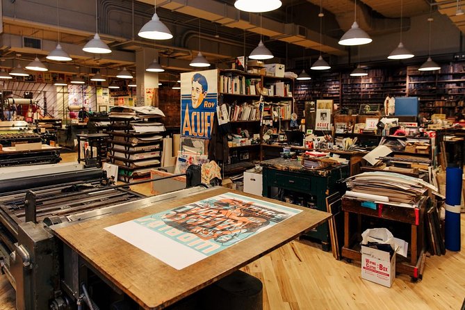 Nashville Hatch Show Guided Letterpress Tour with Souvenir Poster - Printing your own Hatch Show Print poster