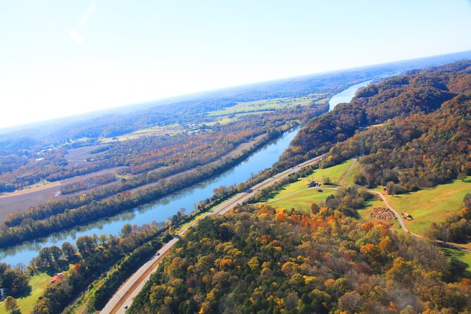 Nashville "Homes of the Stars" Helicopter Tour - Bose headsets keep the flight comfortable