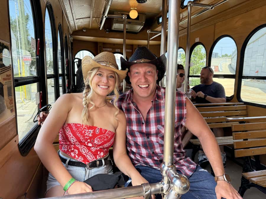 Nashville: Hop-On Hop-Off Brewery Trolley Tour - Stoke Haus Brewing & BBQ: Beer With a Meal Option