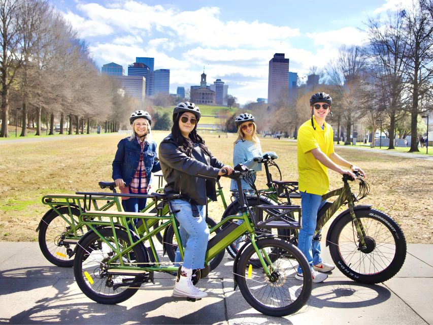 Nashville: Immersive E-Bike Tour of Music City's History - The guide and audio setup