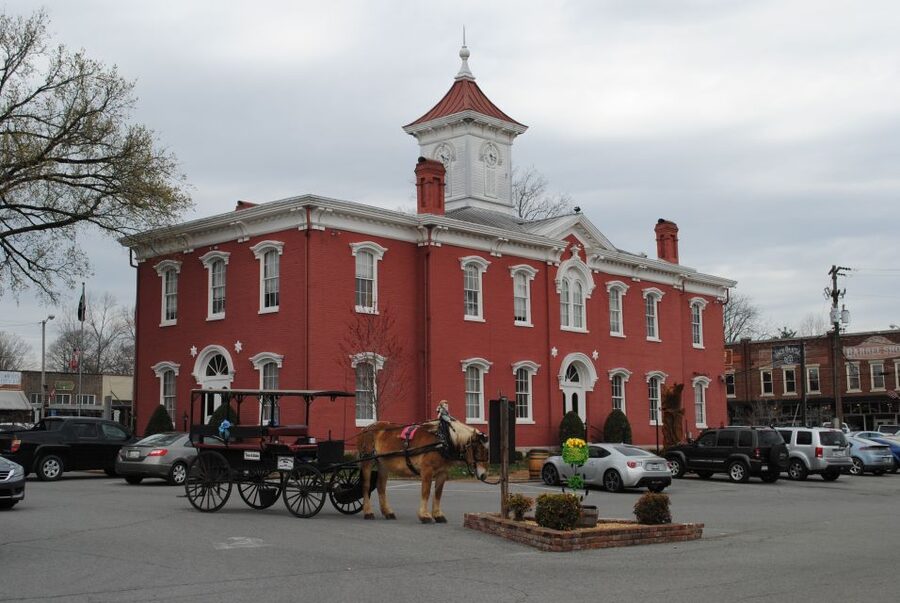 Nashville: Jack Daniel Distillery Day Trip with Tastings - Who should book this Jack Daniel’s day trip
