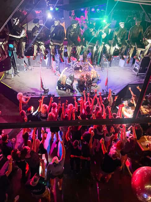 Nashville: Live Music Bar Crawl with Local Artists - Practical ways to get more from the night