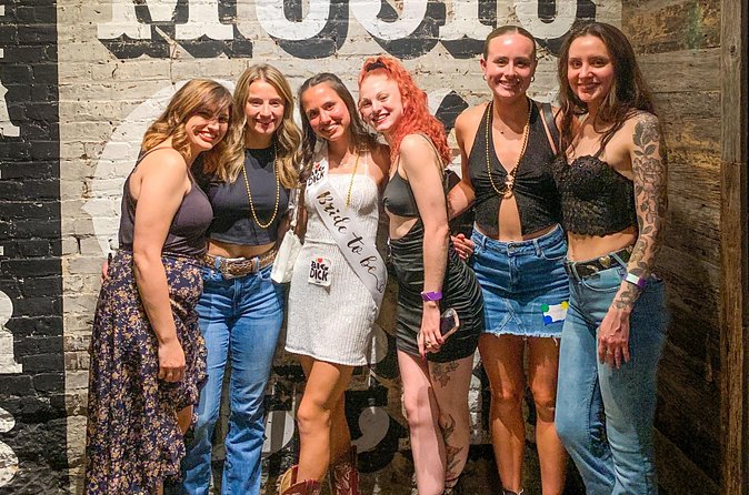 Nashville Live Music Bar Crawl with Local Venues & Drink Specials - Honky Tonk Central and the Broadway formula