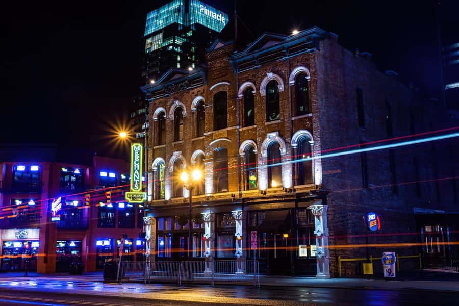 Nashville: Music City Ghosts & Hauntings Guided Walking Tour - Why the one-hour format works
