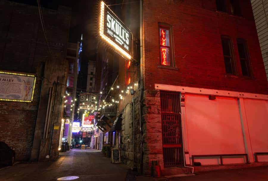 Nashville: Music City Ghosts & Hauntings Guided Walking Tour - Skull’s Rainbow Room and the ghosts of nightlife