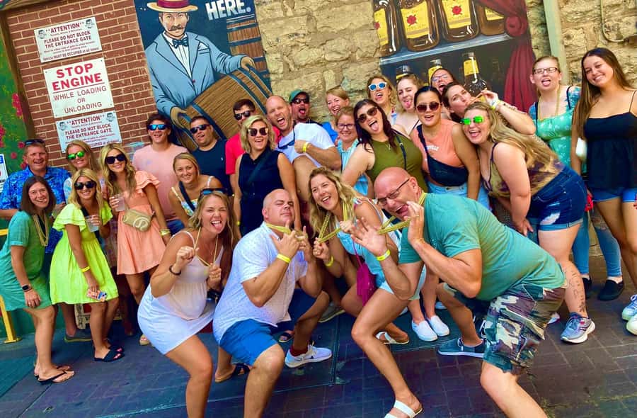 Nashville: Music City Pub Crawl - Printers Alley brings a different side of Music City