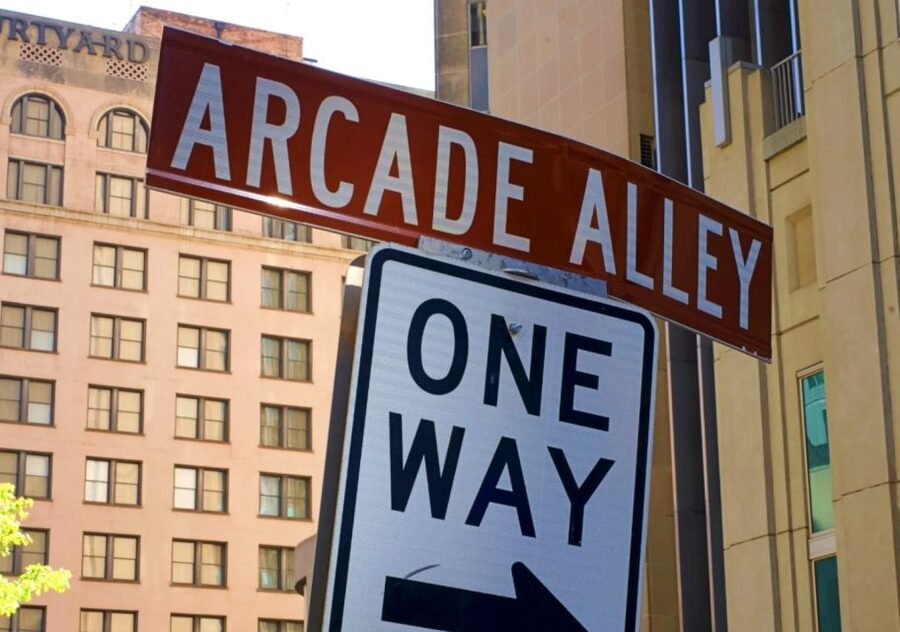 Nashville: Music History Guided Walking Tour - What the guides add