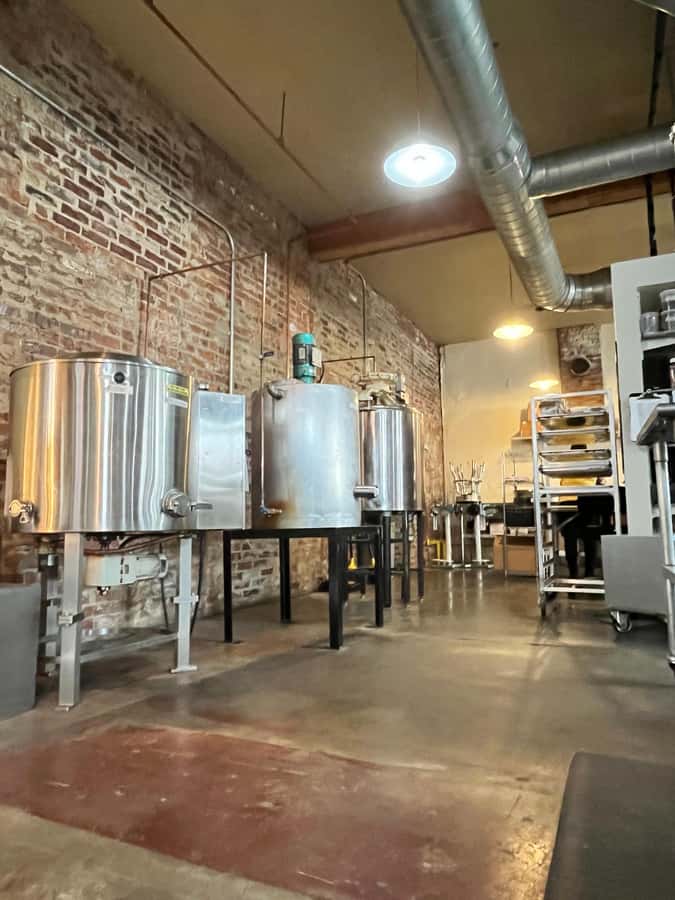 Nashville: Olive & Sinclair Chocolate Factory Tour - What the 45-minute visit feels like