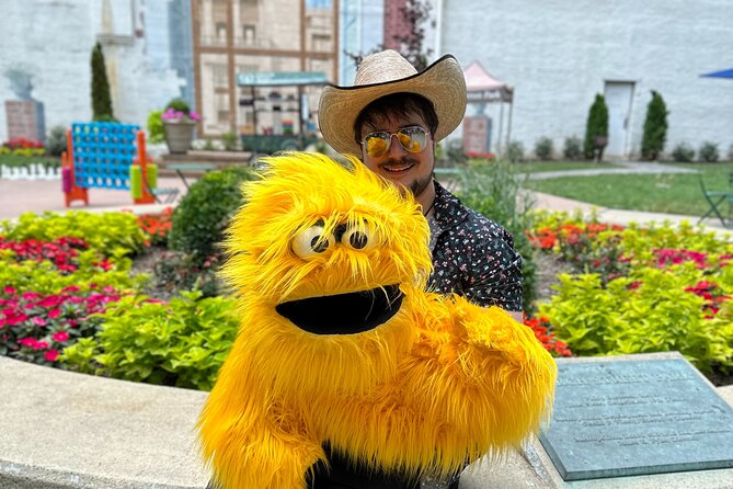Nashville Puppet and Sightseeing Tour - What Joshua and Cornbread add