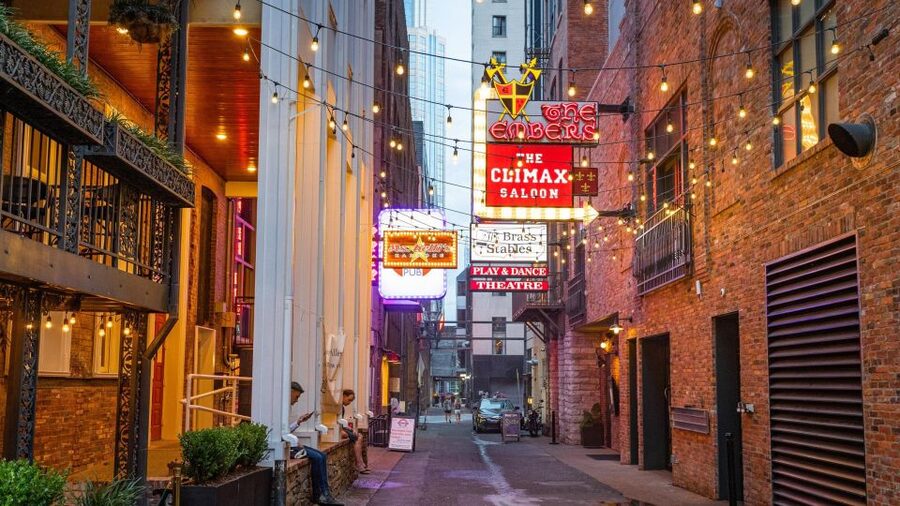 Nashville's Haunted Spirits Murder & True Crime Pub Crawl - Price, drinks, and booking flexibility