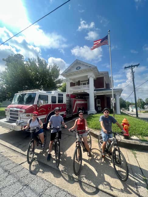Nashville's Hidden Gems E-bike Tour - Bicentennial Mall and the Tennessee State Capitol