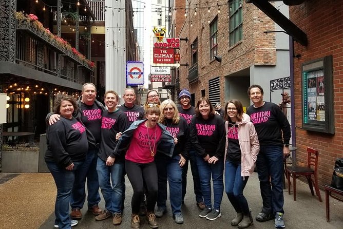 Nashville's Honky-Tonk Walking Sightseeing Pub Crawl - Starting at the Ryman, Nashville’s musical landmark