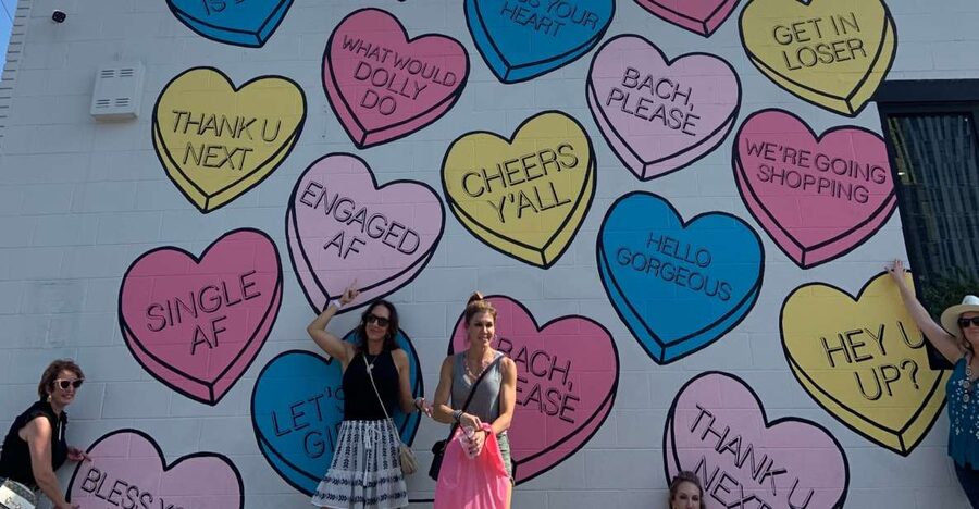 Nashville: Sip n' Shop Guided Walking Tour - Key points at a glance