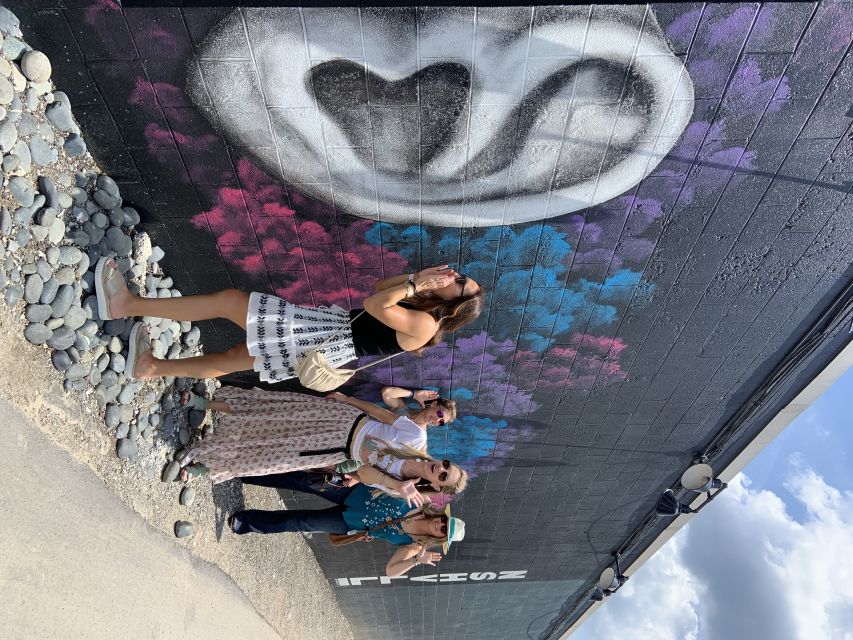 Nashville: Sip n' Shop Guided Walking Tour - LA Jackson rooftop and Nashville photo stops